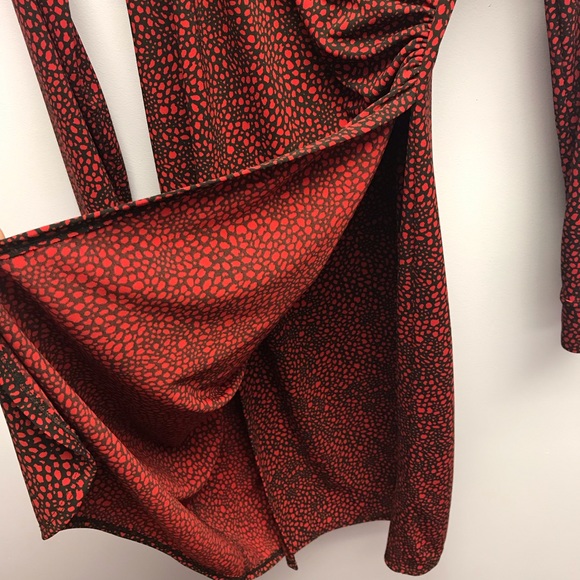 Express Print Faux Wrap Dress - Picture 3 of 4